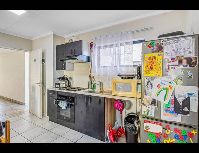 1 BEDROOM APARTMENT FOR SALE IN WITFIELD
